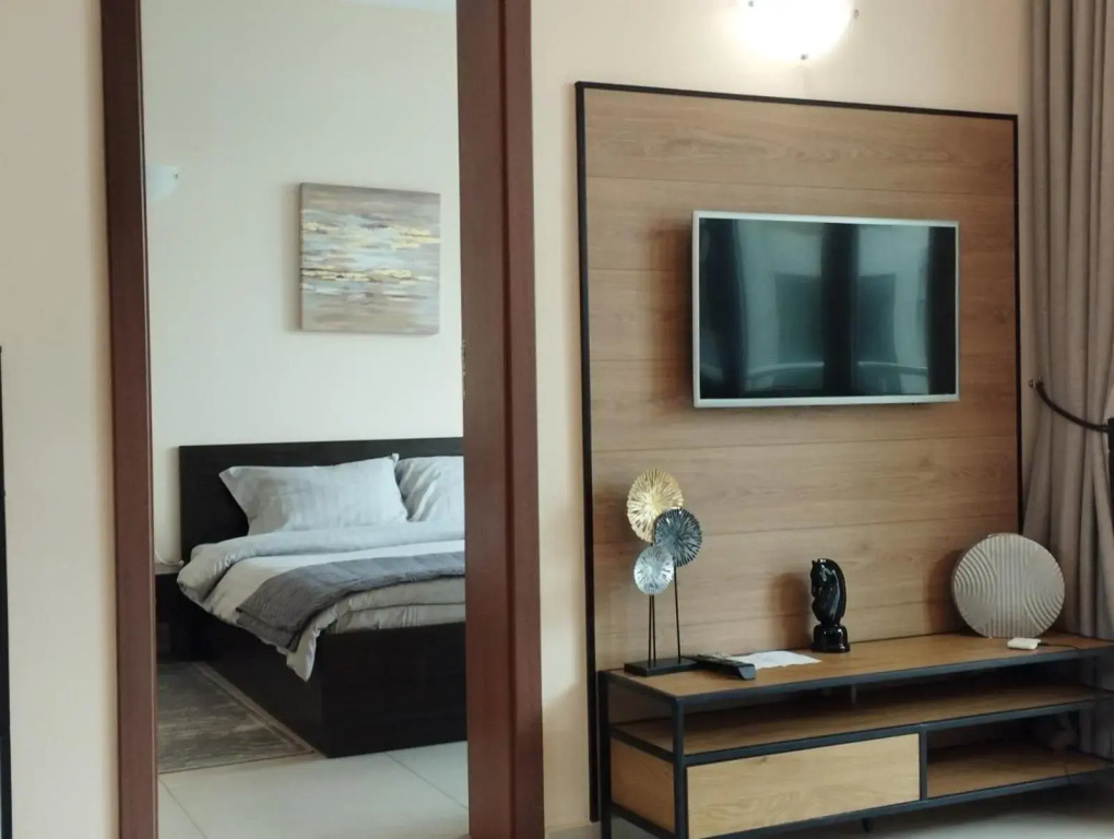 Golf Apartments