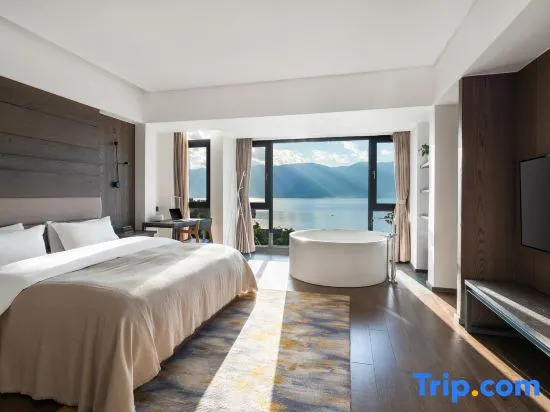 Tranquil Haven: Blossoms and Full Moon with Mountain and Sea Views Guesthouse (Dali Shuanglang)