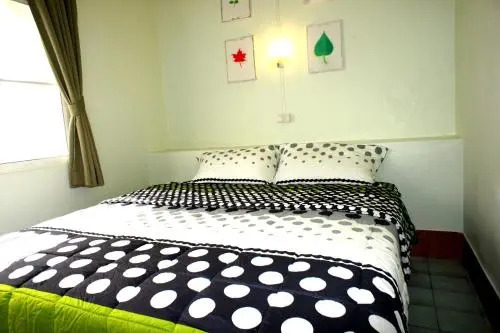 Roo Poo Guest House