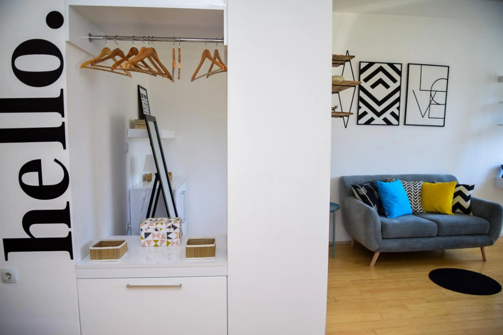 Stylish & Cozy Studio by Danailov Apartments