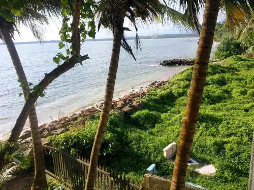 Maya Guest House