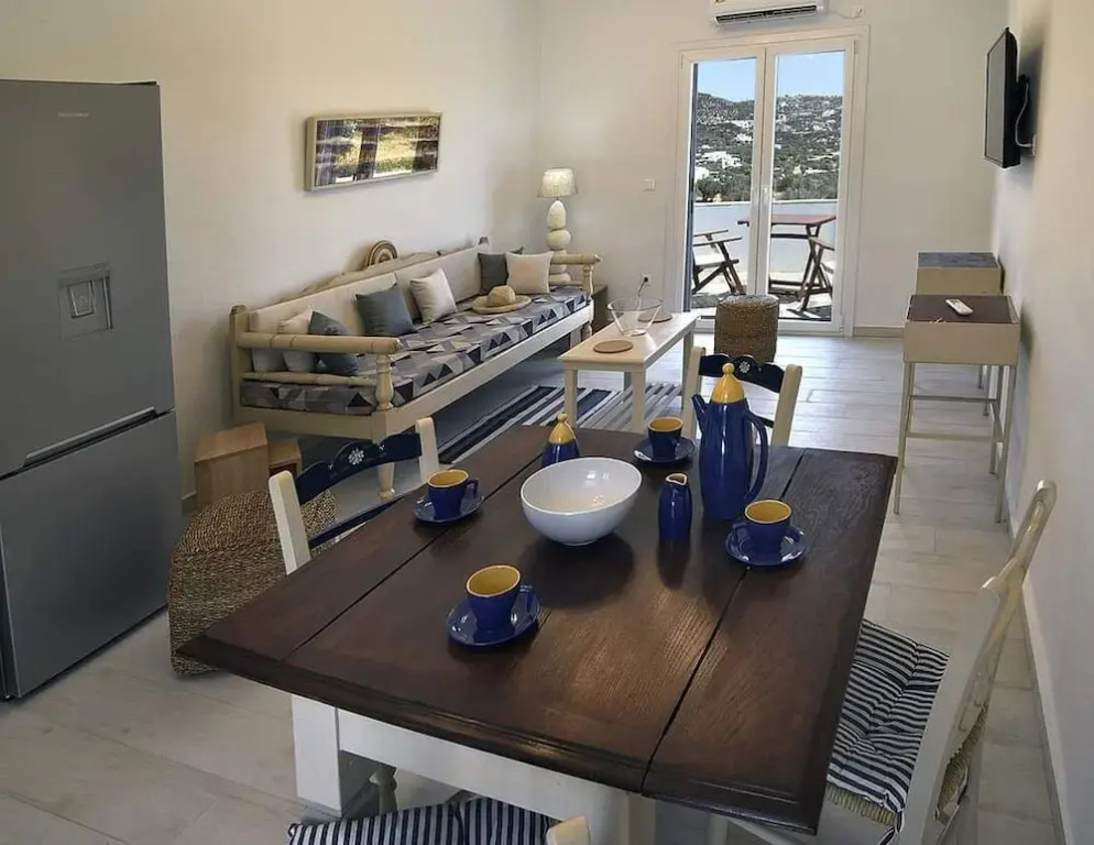 Theasis Sifnos Apartments