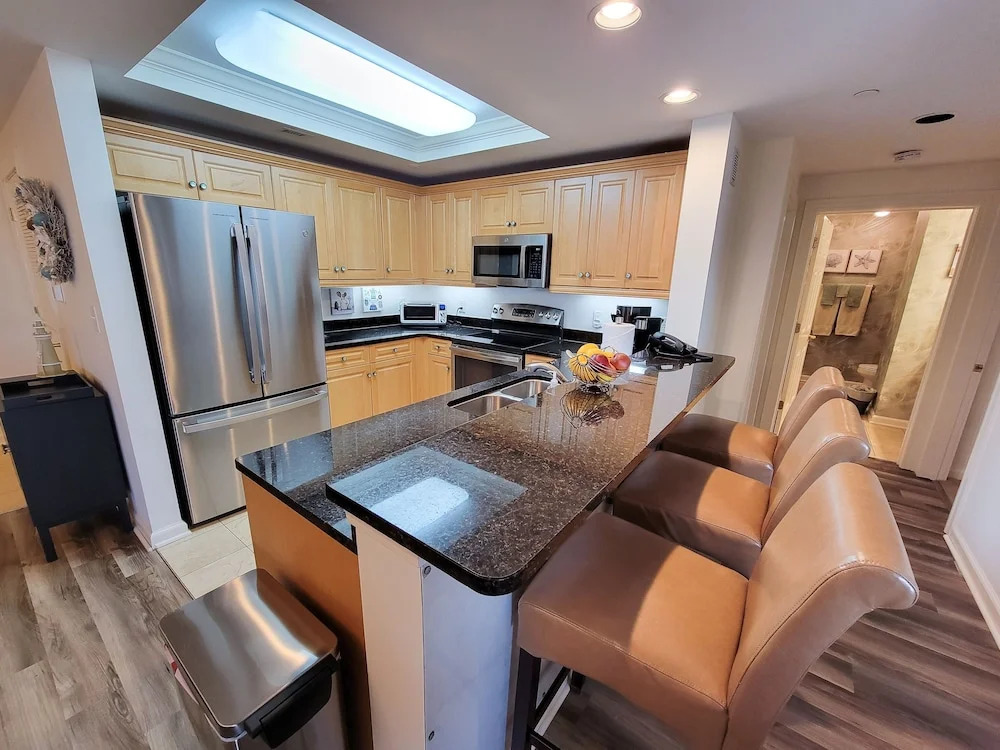 2307 Royale Palms 3 Bedroom Condo