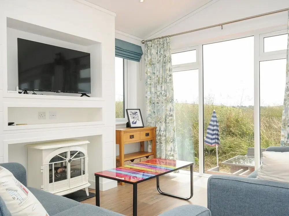 Midway Lodge