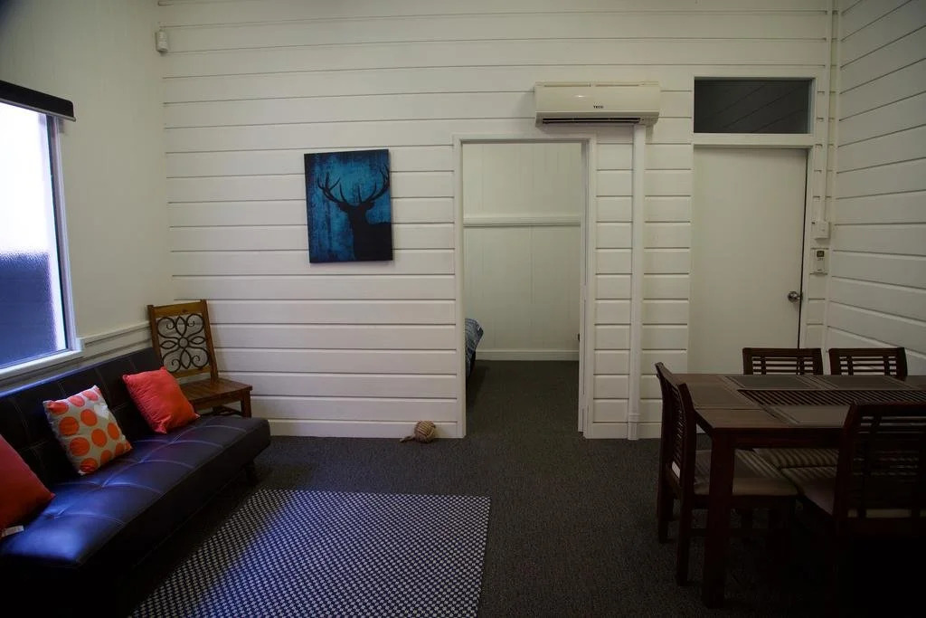 Bluetongue Backpackers