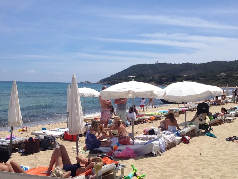 Charming Villa in Cavalaire-sur-mer With Pool