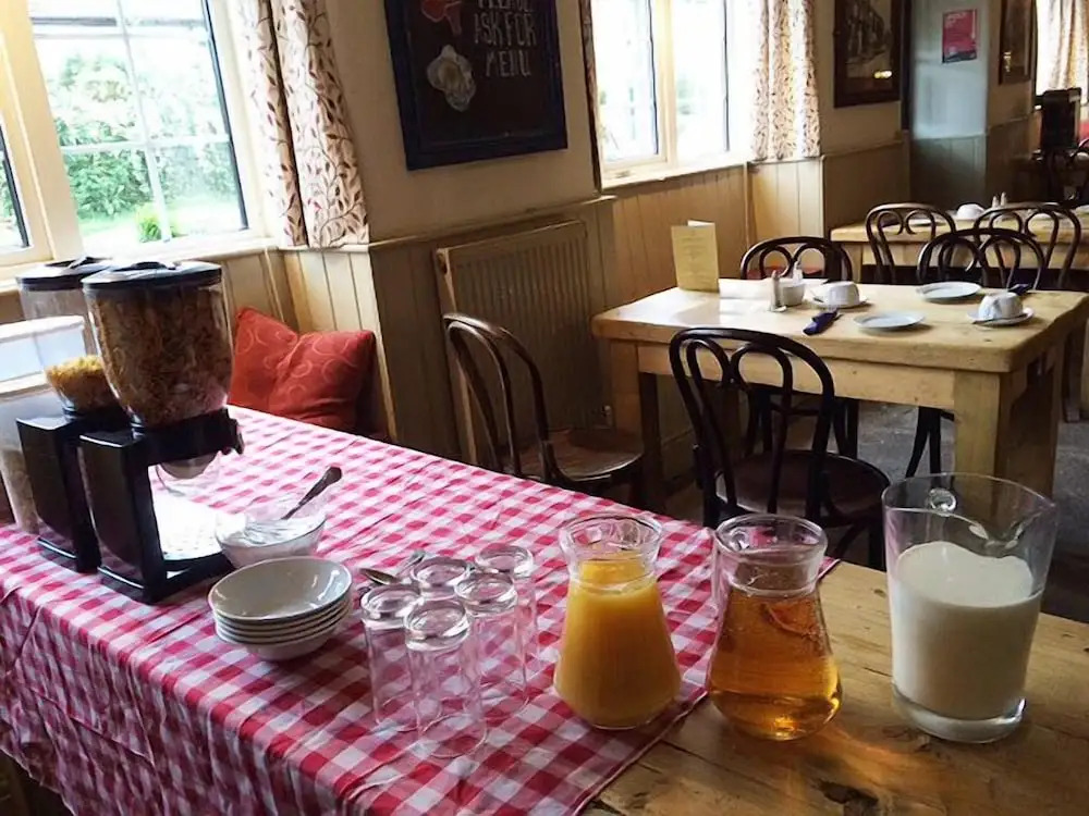 Cross Keys Inn