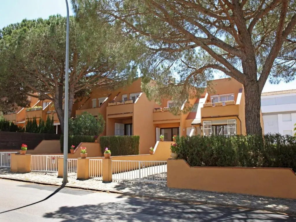 Casas adosadas en Platja de Pals by Apartaments Golf