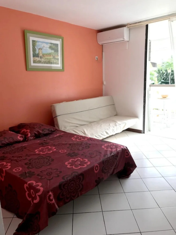Studio in Pointe-à-pitre, With Wonderful sea View, Pool Access, Furnis
