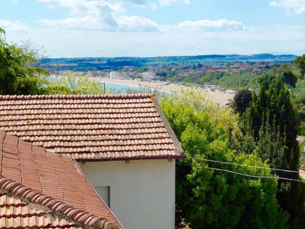 N93 - Numana, Deliziosa Mansarda in Centro Vista Mare