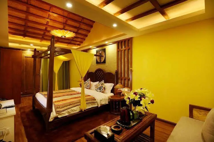Lijiang Nagelan Inn
