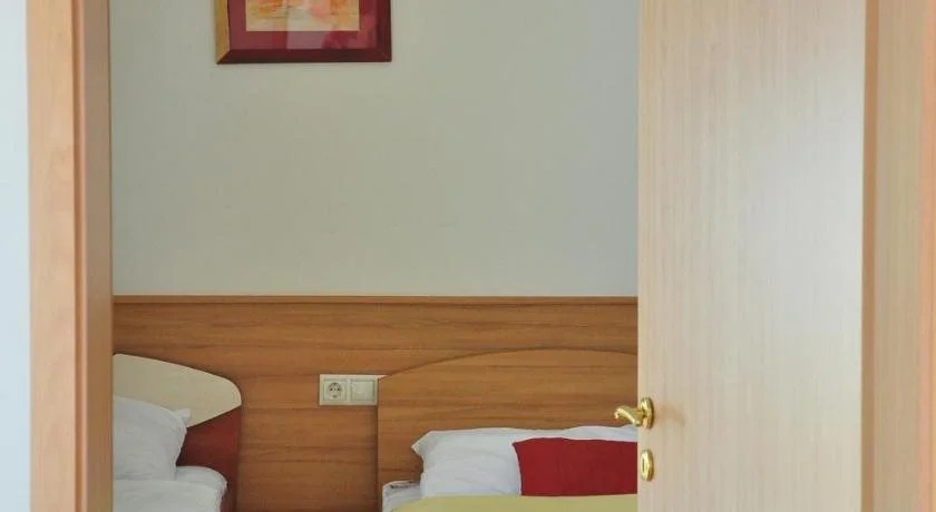 Nefelejcs Hotel