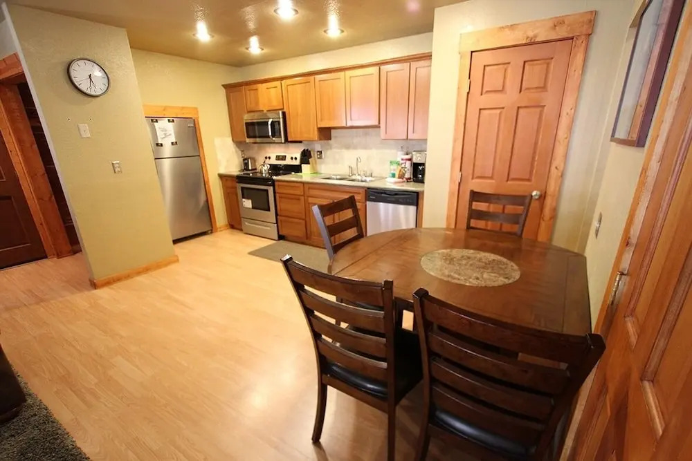 Hidden Valley 111 1 Br condo by RedAwning