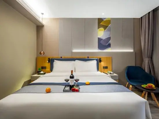 Homeinn Selected Hotel (Xiangfen Fenhe Scenic Bridge Longshan Road)