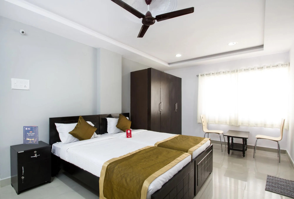OYO Flagship 463 Banjara Hills