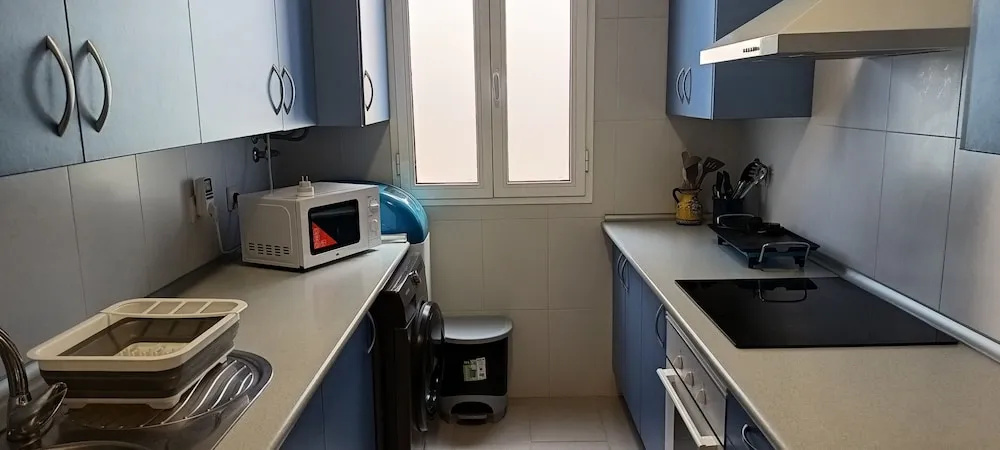 Beautiful 2 Bedroom Penthouse