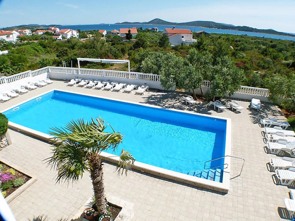 Apartment Rina Paros 34323