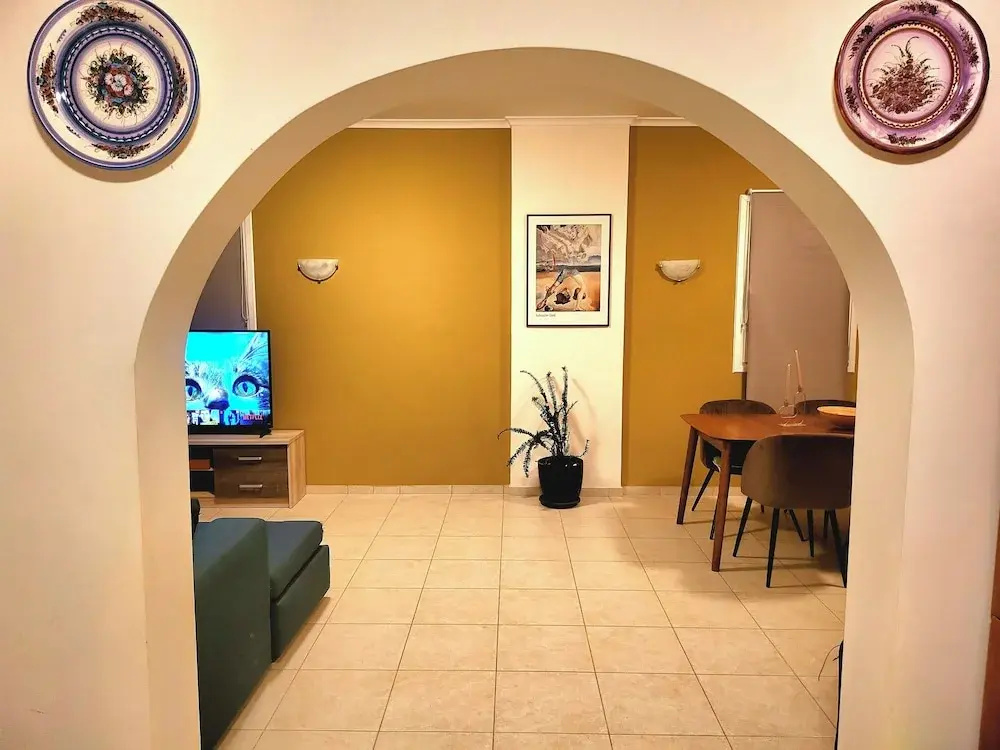 Helios  Apartments
