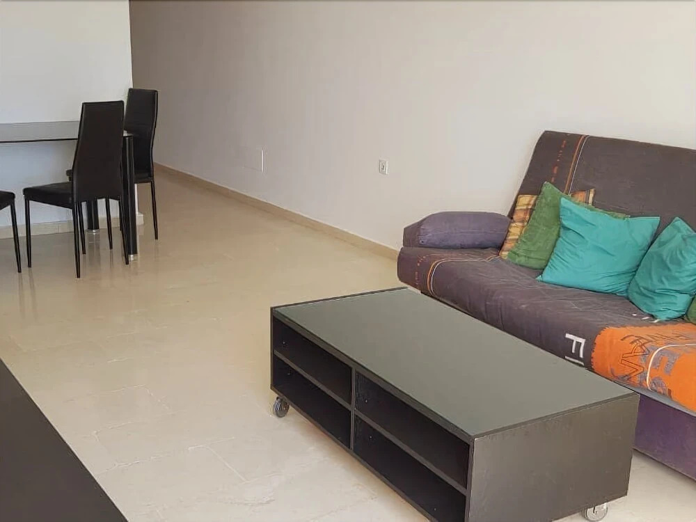 La Flora Apartments