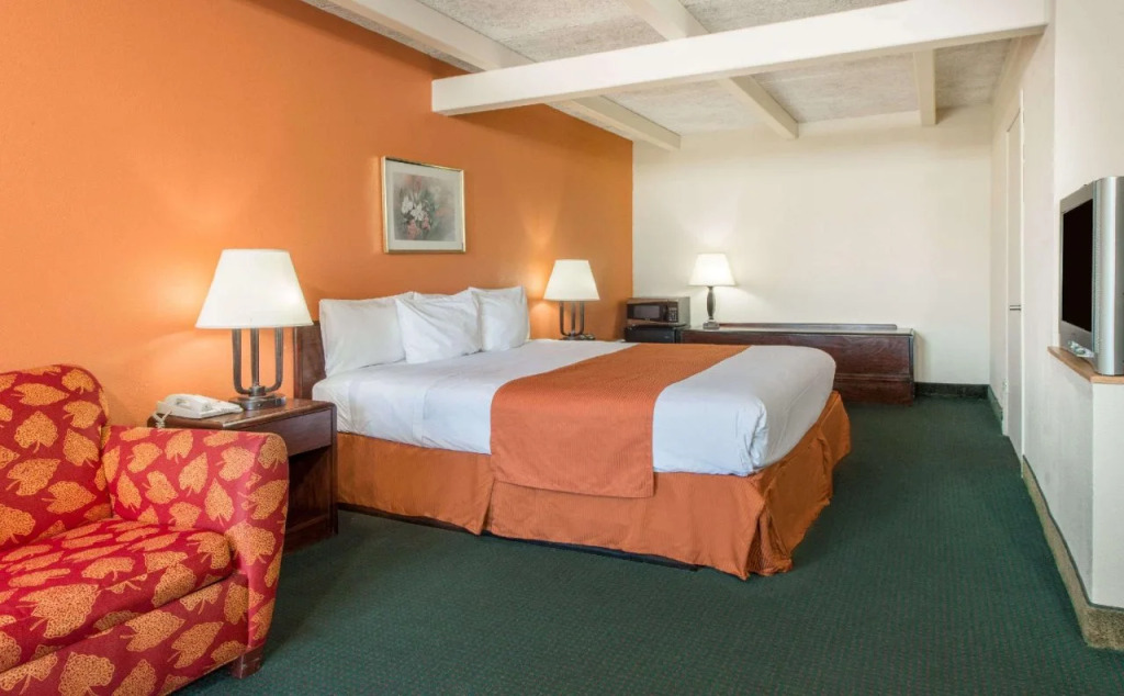 Haven Hotel St. Louis North