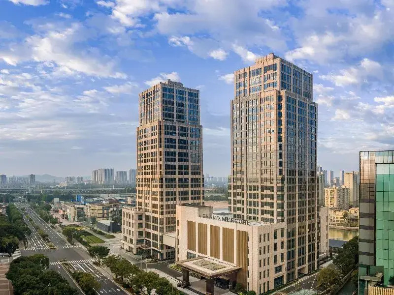 Grand Mercure Wuxi Huishan