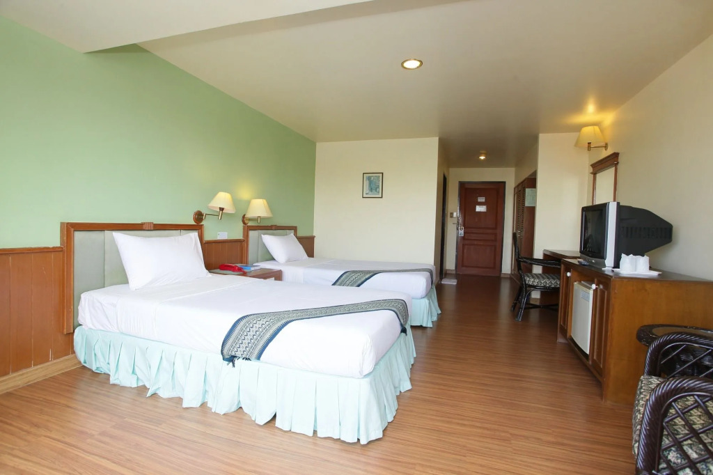 Pin Hotel