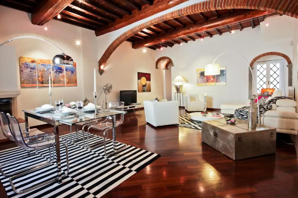 Scala Elegant Apartment