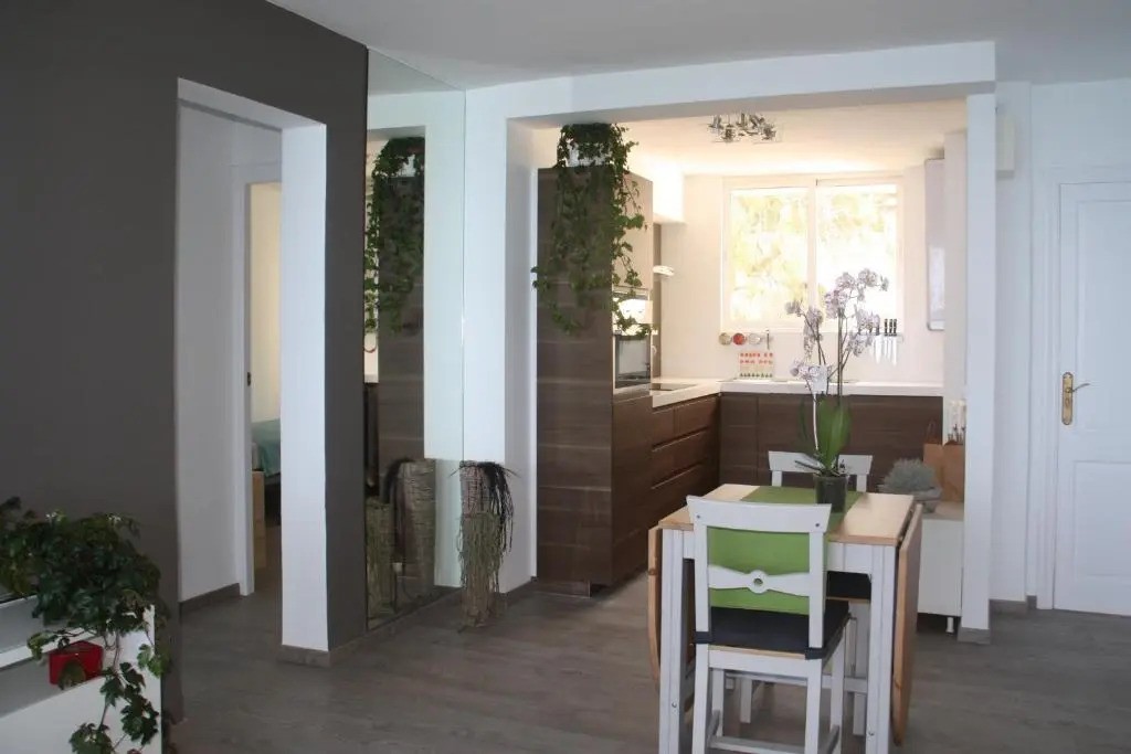 Sea front, design, Air Conditioning, heating, First floor, 4beds