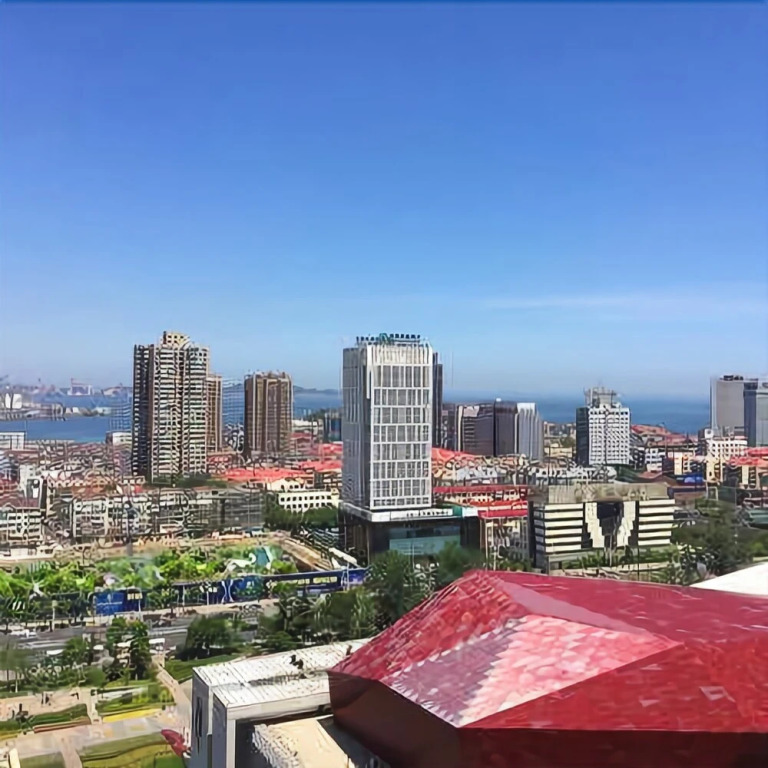Parallel World Sea-view Hotel