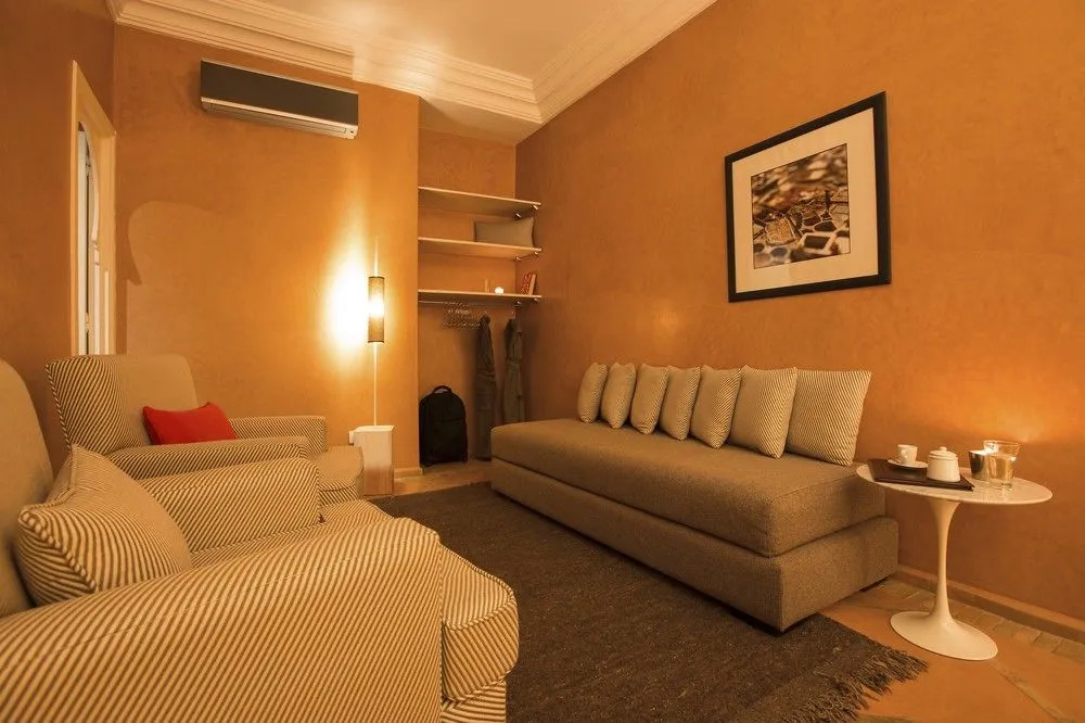 Riad Dar White