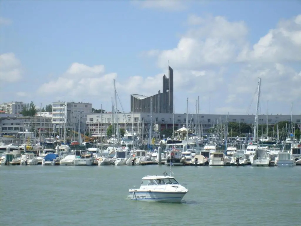 Royan - APPARTEMENT VUE MER - proximité plage et parking privatif