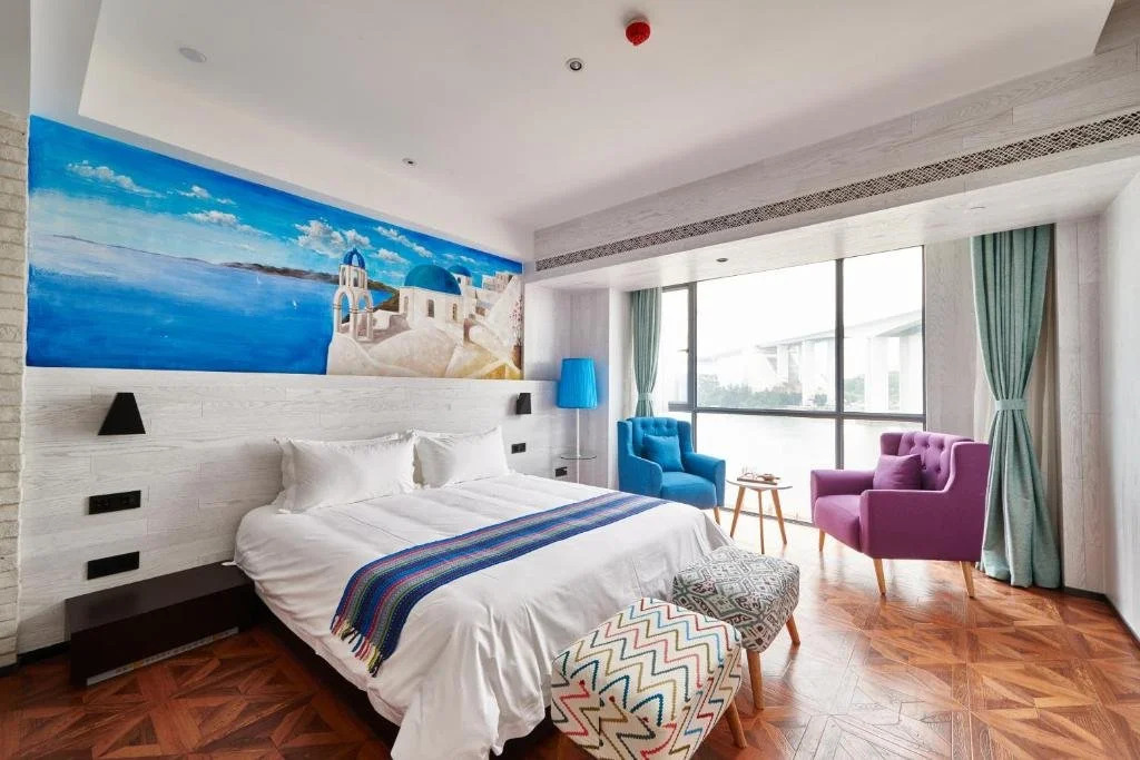 Aizhu Boutique Theme Hotel
