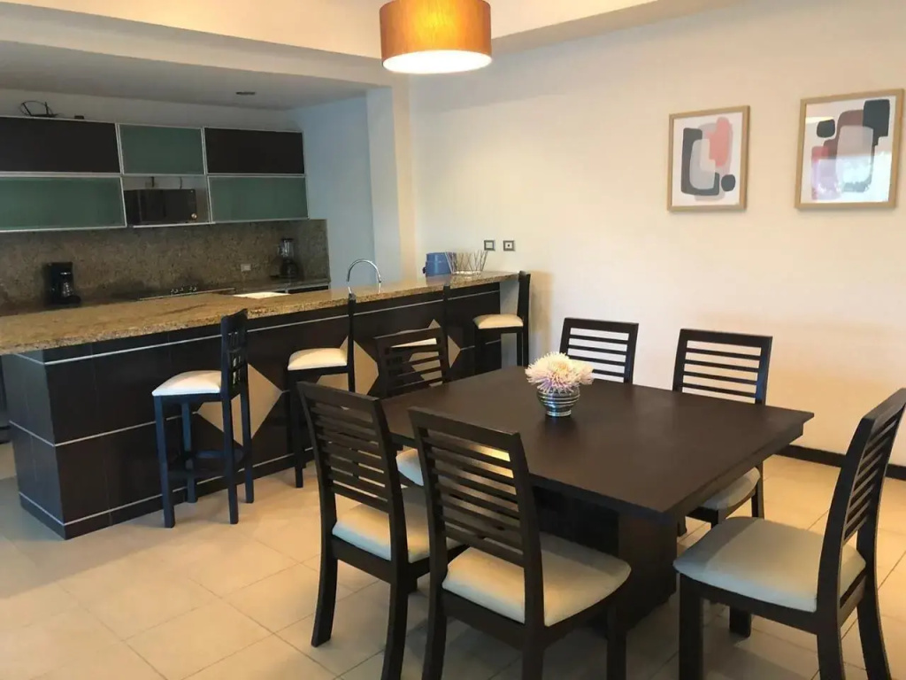 San Pedro Hotel, 5ta Avenida