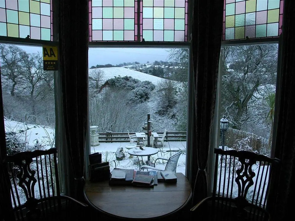Brookside Villa B&B