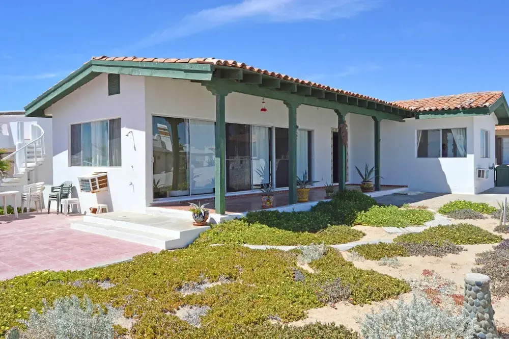 Las Mareas 21 2 Br home by RedAwning
