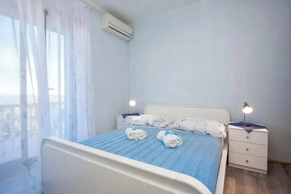 Beautiful Apartment Near Rtic Beach