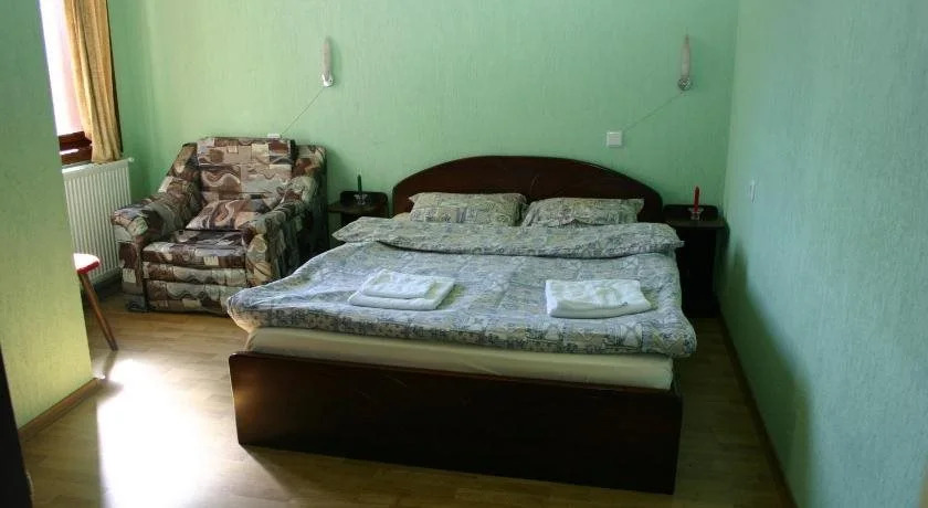 Family Hotel Studio