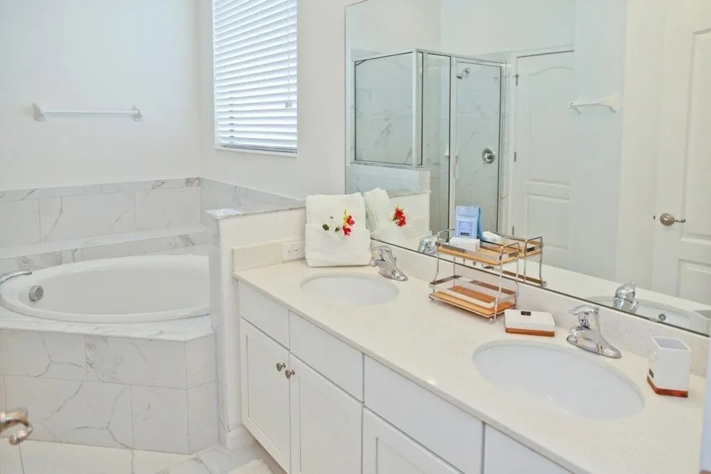 New Sleeps 16 W/pool,spa& Star Wars Game Room 6 Bedroom Villa
