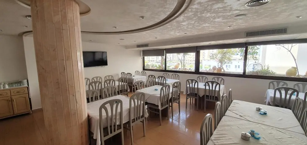 Hotel Yasmine