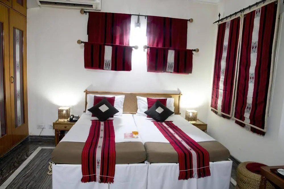 OYO Premium Plaaza Tower