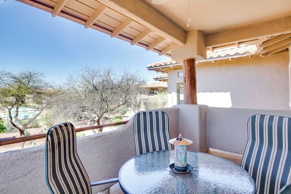 Oro Valley Condo w/ Community Pool: Near Hiking!