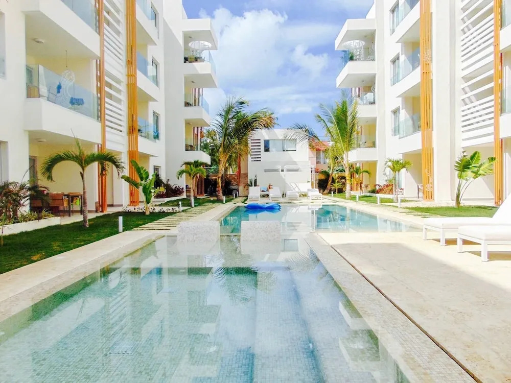 Luxurious Pent House Steps From The Beach F4 Los Corales Playa Bavaro