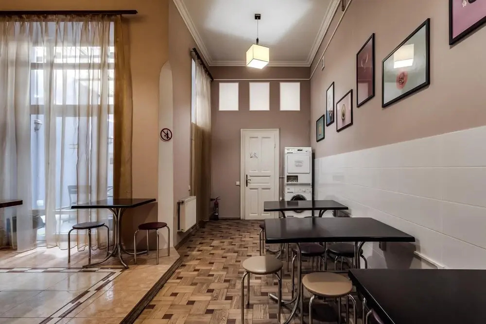 Leosphere Hostel