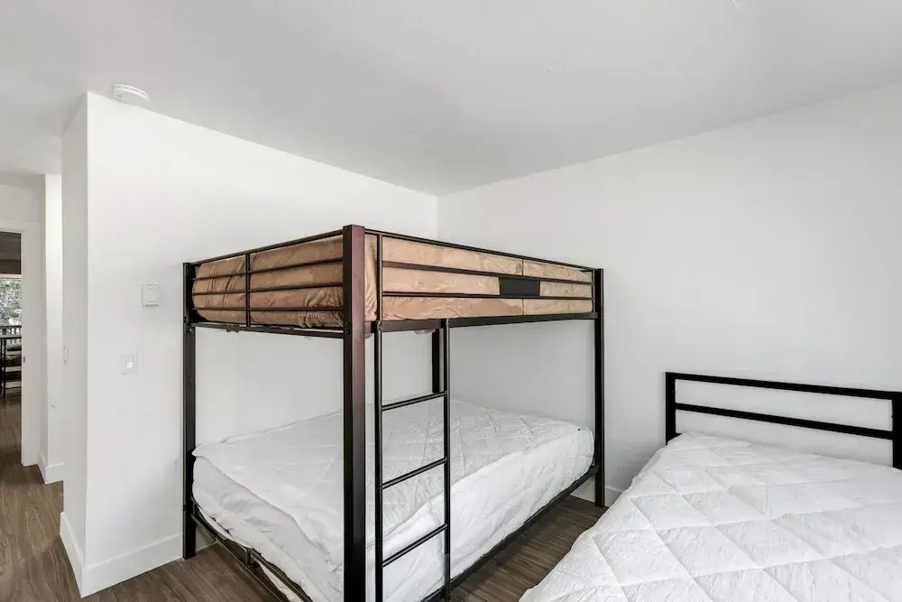 Beautiful Ski-in/ski-out Condo Located On The Eagle Point Resort! 1 Bedroom Condo by RedAwning
