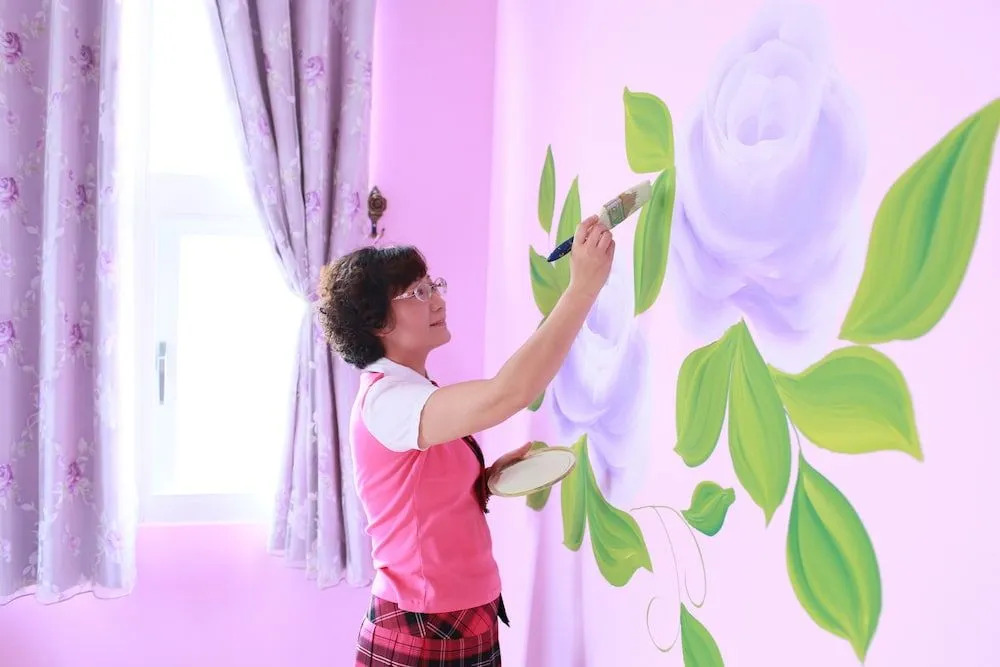 Decoupage Manor