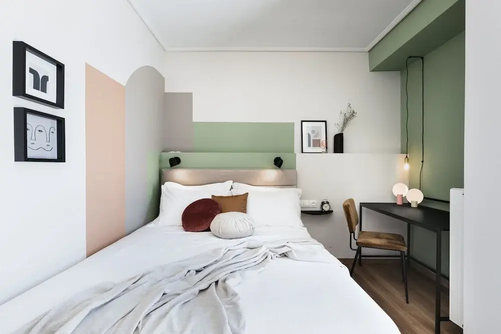 Iconic 1BR Apartment in Koukaki
