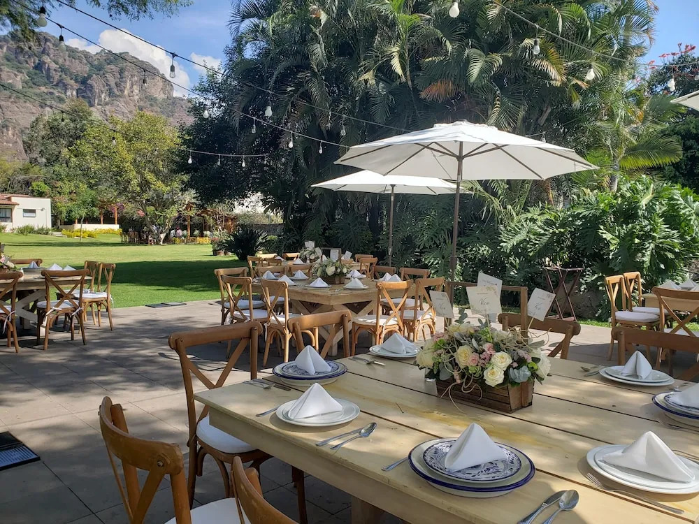 Casa Bugambilia, Un Pequeño Hotel en Tepoztlán