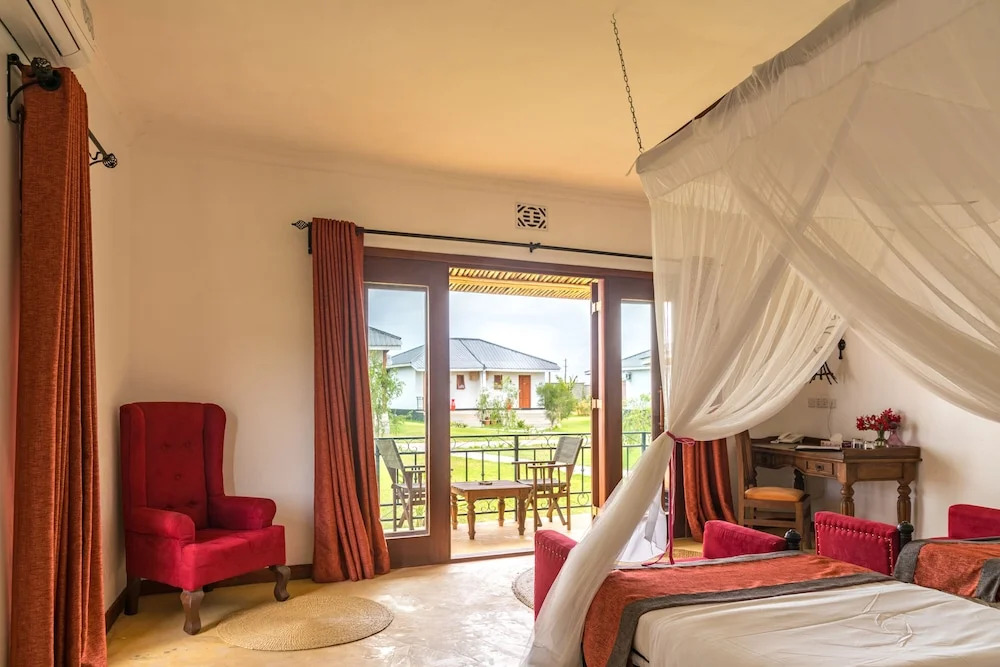 Moyoni Airport Lodge