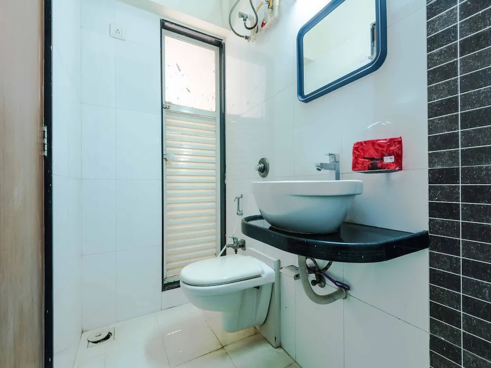 OYO 2903 Apartment Bandra East