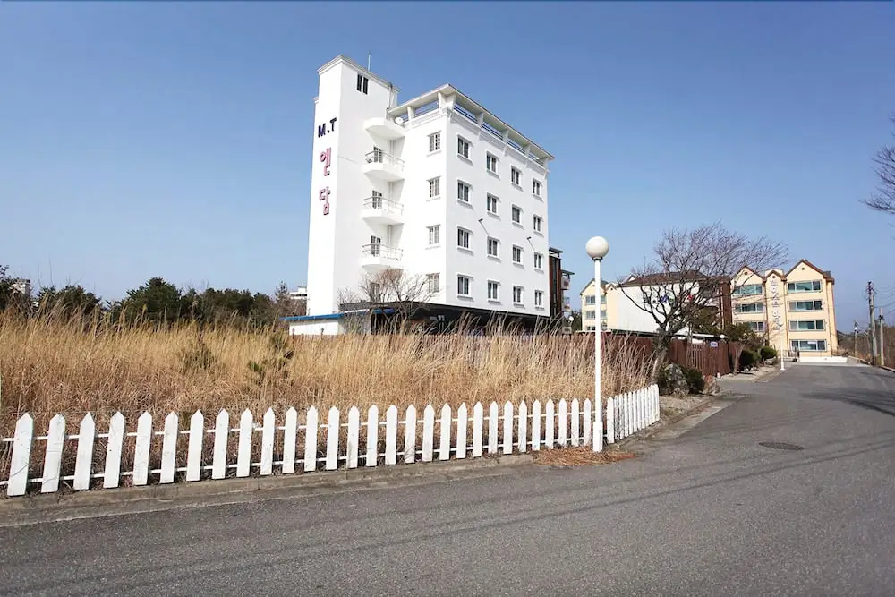 Endam Motel